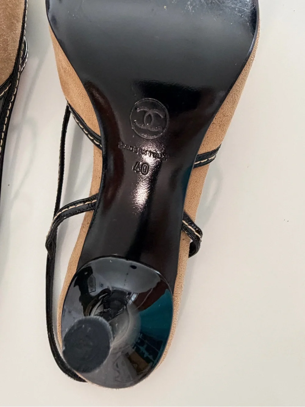 CHANEL Beige Suede and Black Patent Slingback Heels